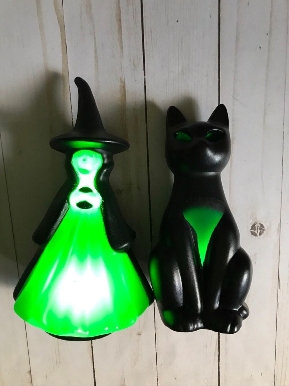 Halloween small blow mold light up New cell batteries inc. decor witch black cat